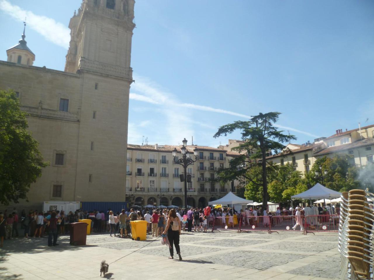 Logrocity Corazon De Logrono Parking Privado Gratis Luaran gambar